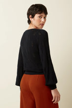 Laden Sie das Bild in den Galerie-Viewer, Shirt King Louie, Style: Bell Top Club, Farbe: Black, *New in