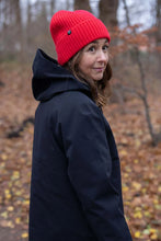 Laden Sie das Bild in den Galerie-Viewer, Mantel Danefae, Style: Daneroyal Winter Coat Black, Farbe: black *New in*