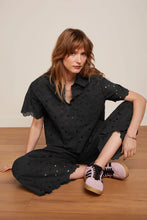 Laden Sie das Bild in den Galerie-Viewer, Hose King Louie, Style: Ethel Pants Brava Broderie, Farbe: Black, *Sale*