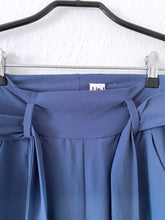 Laden Sie das Bild in den Galerie-Viewer, Hose Liepelt Design, Style: Lisa Waffle, Farbe: steel *Sale*