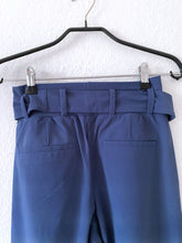 Laden Sie das Bild in den Galerie-Viewer, Hose Liepelt Design, Style: Lisa Waffle, Farbe: steel *Sale*