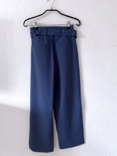 Laden Sie das Bild in den Galerie-Viewer, Hose Liepelt Design, Style: Lisa Waffle, Farbe: steel *Sale*