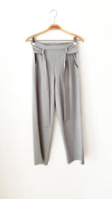 Laden Sie das Bild in den Galerie-Viewer, Hose Liepelt Design, Style: Lisa, Farbe: Lightgrey *Sale*