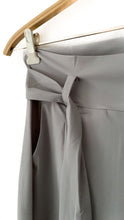 Laden Sie das Bild in den Galerie-Viewer, Hose Liepelt Design, Style: Lisa, Farbe: Lightgrey *Sale*
