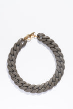 Laden Sie das Bild in den Galerie-Viewer, Kette Lumisha, Style: N278 KETTE RUBY Farbe: Cactus *Sale*