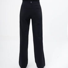 Laden Sie das Bild in den Galerie-Viewer, Hose Liepelt Design, Style: Leila Dynamic, Farbe: black *New in*