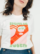 Laden Sie das Bild in den Galerie-Viewer, T-Shirt Mademoiselle Yeye, Style: Spritz Du Soleil T-Shirt, Farbe: Ecru, *Sale*