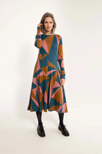 Laden Sie das Bild in den Galerie-Viewer, Kleid Danefae Style: ORGANIC - Danesigrid Interlock Dress Tobacco TRIANGULATE *Sale*