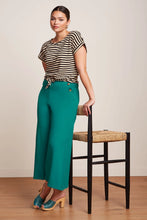 Laden Sie das Bild in den Galerie-Viewer, Shirt King Louie, Style: Aria Knot Top Chopito Stripe, Farbe: black, *New in*
