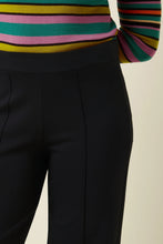 Laden Sie das Bild in den Galerie-Viewer, Hose King Louie, Style: Border Pintuck Pants Milano Uni, Farbe: 001-black, *New in*
