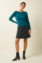 Laden Sie das Bild in den Galerie-Viewer, Rock King Louie, Style: Border Skirt Spring, Farbe: vening Blue - Spring *New in*
