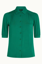 Laden Sie das Bild in den Galerie-Viewer, Bluse King Louie, Style: Carina Bluse Viscose Light, Farbe: Nile Green, *New in*
