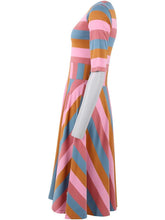 Laden Sie das Bild in den Galerie-Viewer, Kleid Danefae, Style: 11581 Danecharlotte Cotton Dress, Farbe: 4189 Smoothie, *New in*
