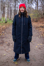 Laden Sie das Bild in den Galerie-Viewer, Mantel Danefae, Style: Daneroyal Winter Coat Black, Farbe: black *New in*
