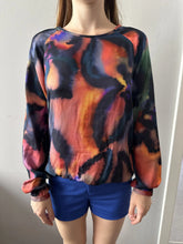 Laden Sie das Bild in den Galerie-Viewer, Bluse UVR Berlin, Style: FRITZIINA, Farbe: 2875 mehrfarbig, *New in*
