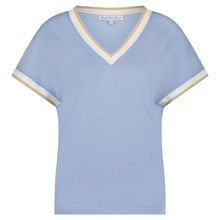 Laden Sie das Bild in den Galerie-Viewer, Shirt Red Button, Style: Jerry Vneck striped rib, Farbe: light blue *New in*
