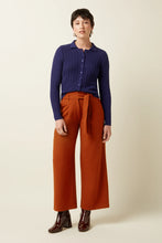 Laden Sie das Bild in den Galerie-Viewer, Strickjacke King Louie, Style: Sofie Cardi Carmi, Farbe: Rhodonite Blue *New in*
