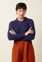Laden Sie das Bild in den Galerie-Viewer, Strickjacke King Louie, Style: Sofie Cardi Carmi, Farbe: Rhodonite Blue *New in*
